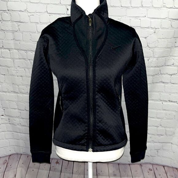 Nike - Sphere Thermal - Black Quilted Jacket - S - Picture 1 of 6